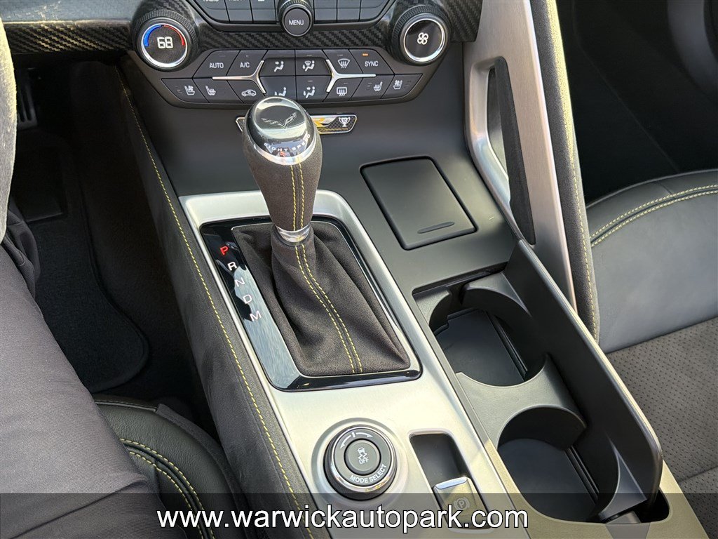Used 2016 Chevrolet Corvette Z06 w/ C7.r Special Edition RWD image 18
