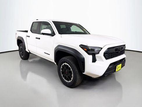 New 2026 Toyota Tacoma TRD Off-Road AWD/4WD image 3