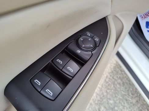 Used 2019 Buick Regal Preferred image 14