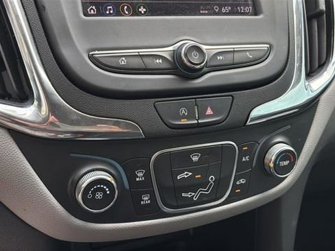 Used 2024 Chevrolet Equinox LS image 31