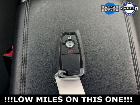 Used 2024 Ford Edge SE image 32