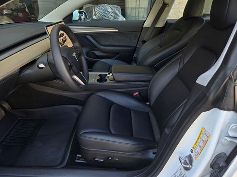 Used 2023 Tesla Model 3 Standard Range RWD image 16