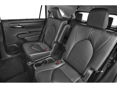 New 2026 Toyota Highlander XLE image 42