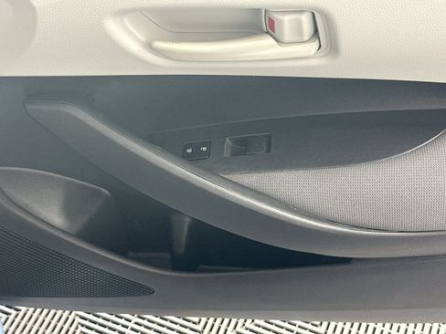 Used 2023 Toyota Corolla LE FWD image 28