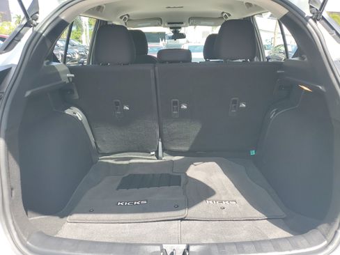 Certified 2023 Nissan Kicks SR image 14