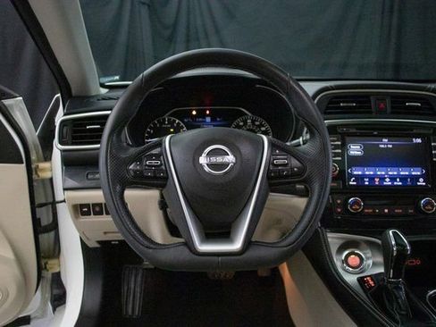 Used 2023 Nissan Maxima Platinum FWD image 24