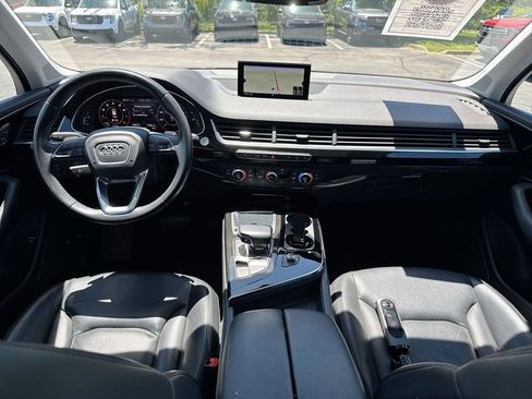 Used 2019 Audi Q7 3.0T Premium Plus w/ Premium Plus Package AWD/4WD image 10