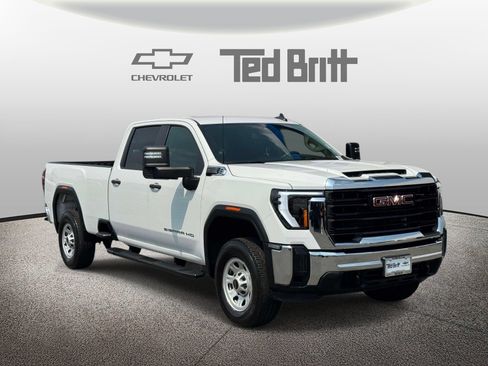 Certified 2024 GMC Sierra 3500 Pro RWD image 3