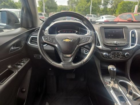 Used 2020 Chevrolet Equinox LT w/ Driver Convenience Package FWD image 14