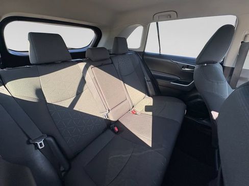 Certified 2024 Toyota RAV4 XLE FWD image 28