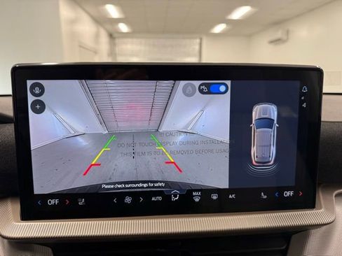 New 2026 Ford Explorer Active w/ Active Comfort Package image 24