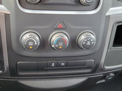 Used 2024 RAM 1500 Classic SLT AWD/4WD image 20