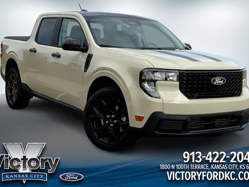 New 2025 Ford Maverick XLT w/ XLT Luxury Package AWD/4WD image 1