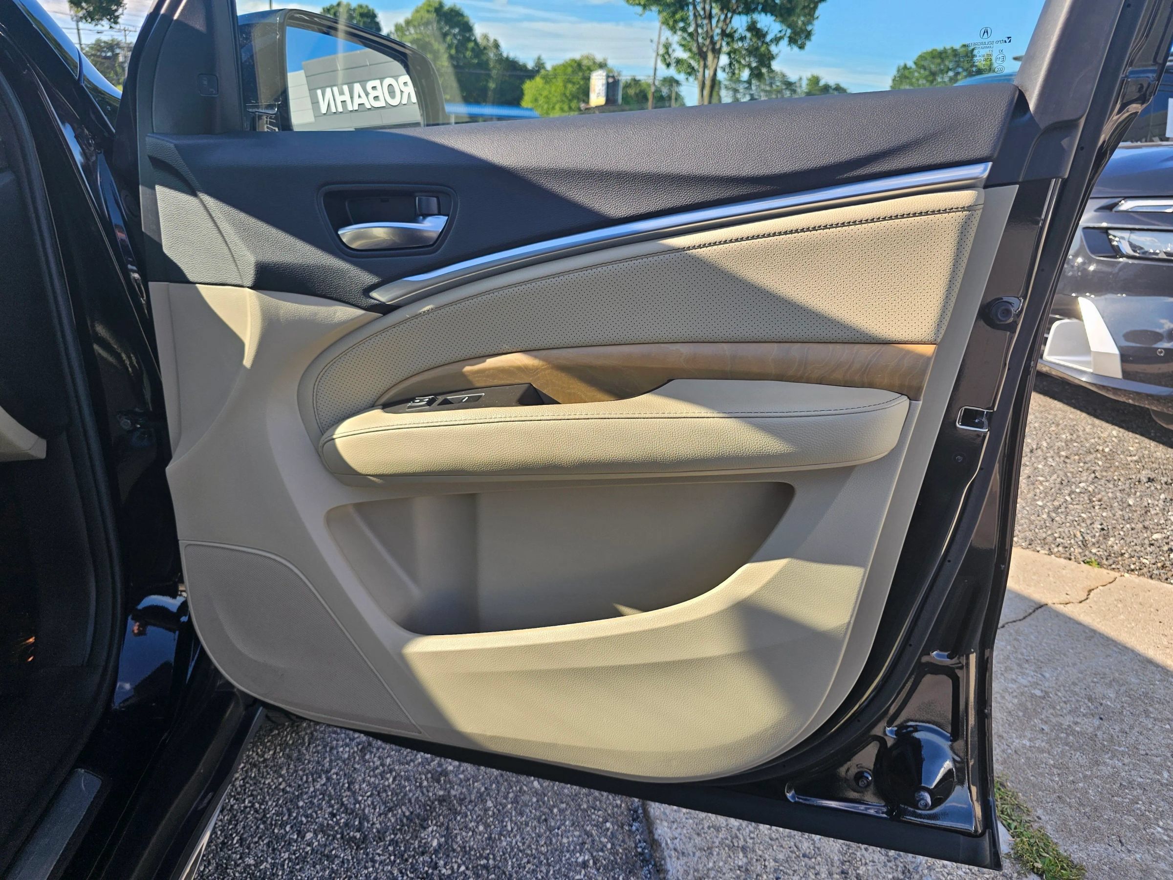 Used 2020 Acura MDX w/ Technology Package FWD image 28