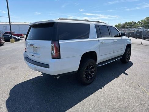Used 2018 GMC Yukon XL SLT w/ Premium Edition RWD image 4