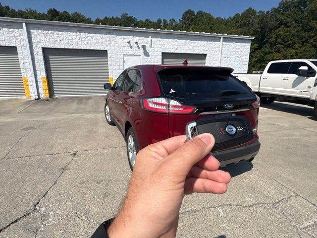 Used 2019 Ford Edge SEL w/ Equipment Group 201A FWD image 17