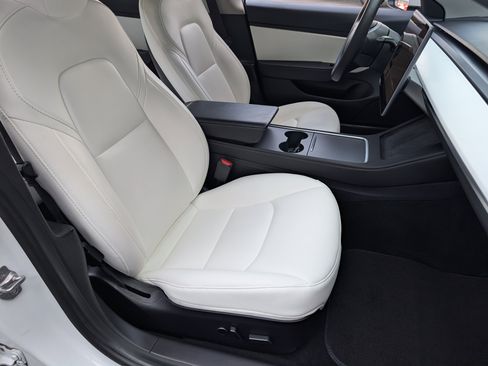 Used 2021 Tesla Model 3 Standard Range Plus RWD image 21