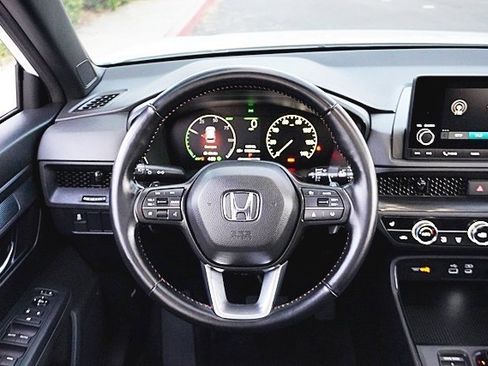 Used 2025 Honda CR-V Sport image 20