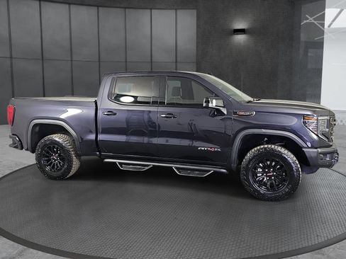 Used 2023 GMC Sierra 1500 AT4X AWD/4WD image 4