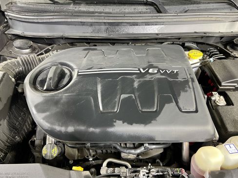 Used 2022 Jeep Cherokee Limited image 29