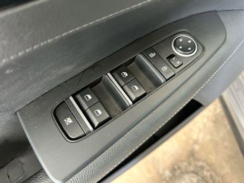 Certified 2023 Kia Forte GT-Line FWD image 17