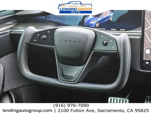 Used 2021 Tesla Model S Plaid image 11