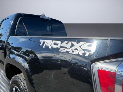 Used 2021 Toyota Tacoma TRD Sport AWD/4WD image 5