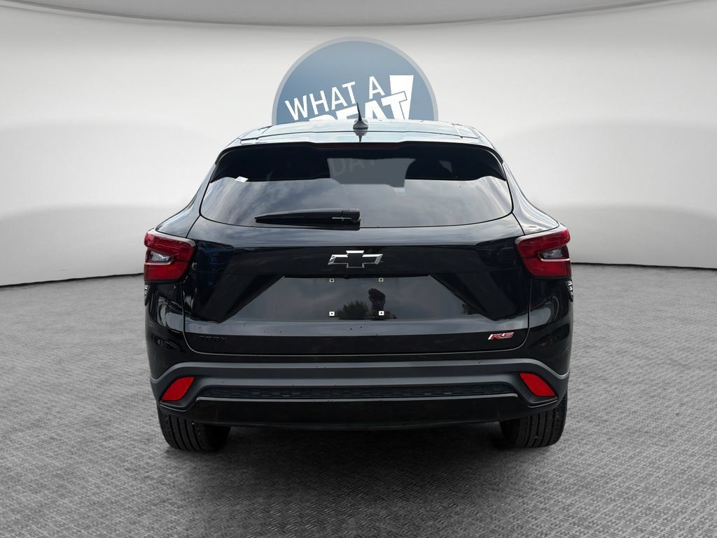 Used 2024 Chevrolet Trax RS w/ Driver Confidence Package FWD image 5
