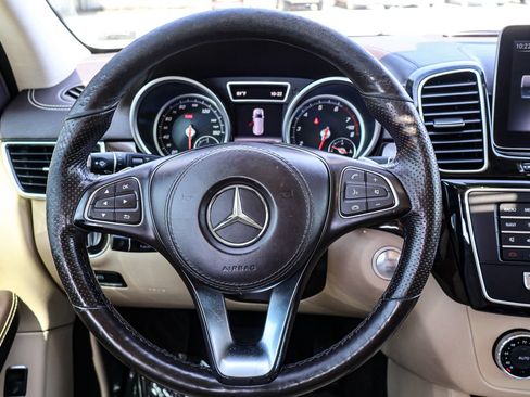 Used 2017 Mercedes-Benz GLS 450 4MATIC image 27