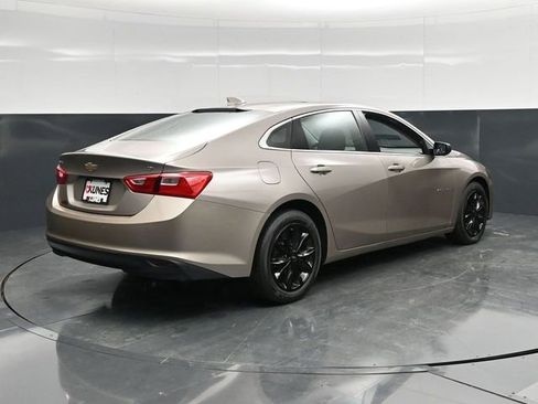 Used 2024 Chevrolet Malibu LT FWD image 13