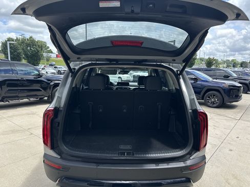 Used 2022 Kia Telluride EX w/ EX Premium Package AWD/4WD image 27