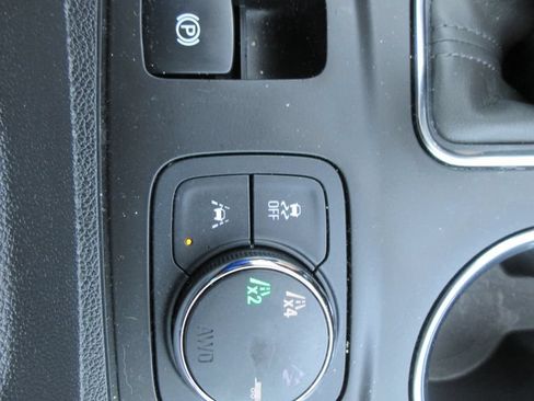 Certified 2018 Chevrolet Traverse High Country AWD/4WD image 33