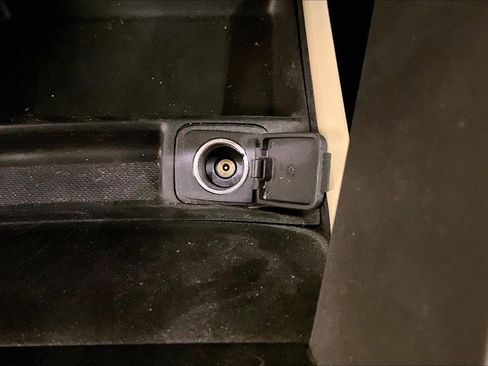 Used 2016 Ford Fusion SE image 31