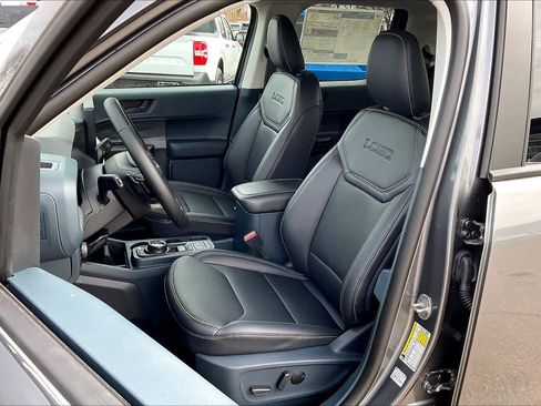 New 2026 Ford Maverick Lobo image 9