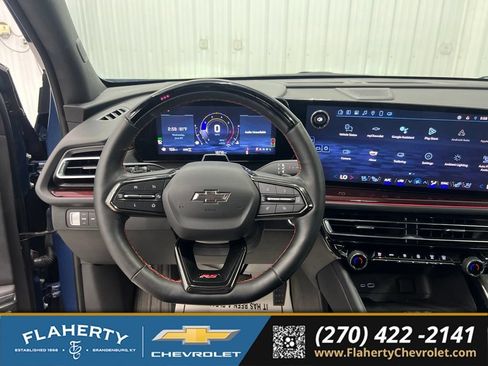 Used 2024 Chevrolet Traverse RS w/ LPO, Floor Liner Package AWD/4WD image 29
