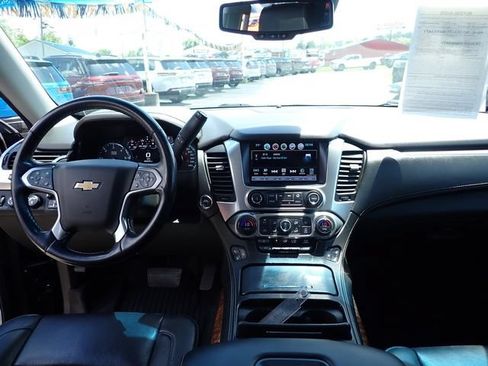 Used 2019 Chevrolet Tahoe Premier AWD/4WD image 18
