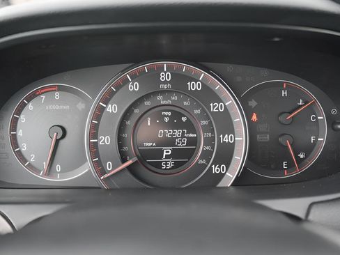 Used 2017 Honda Accord Sport image 26