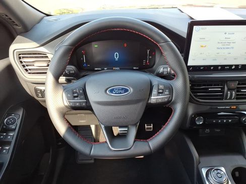 Used 2023 Ford Escape Active w/ Tech Pack #1 FWD image 12