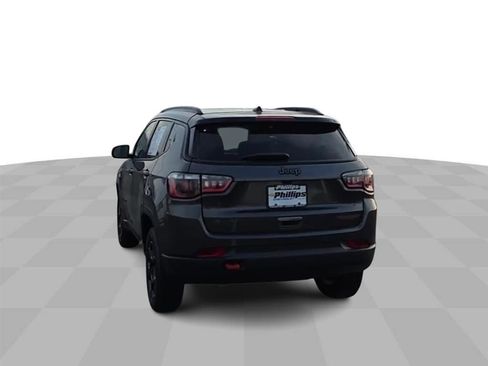 Used 2023 Jeep Compass Trailhawk image 7