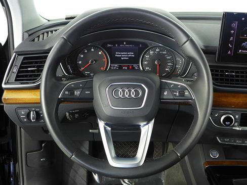 Used 2023 Audi Q5 2.0T Premium w/ Convenience Package AWD/4WD image 26