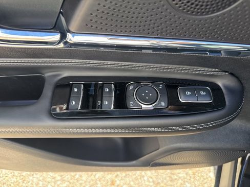 New 2026 Lincoln Corsair Premiere image 9