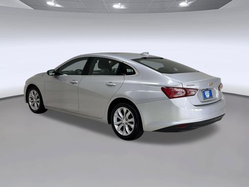 Used 2021 Chevrolet Malibu LT FWD image 3