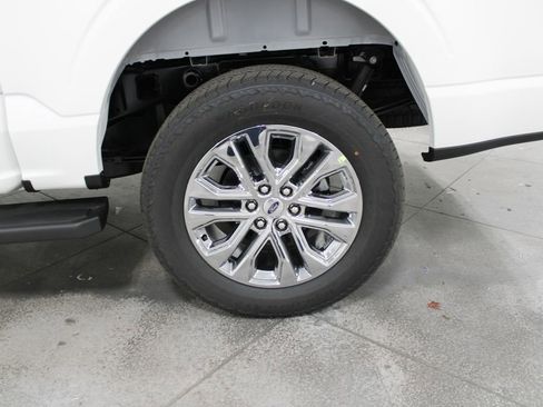 New 2025 Ford F150 Lariat w/ Equipment Group 502A High image 44