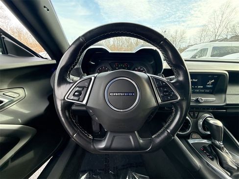 Used 2018 Chevrolet Camaro LT image 11