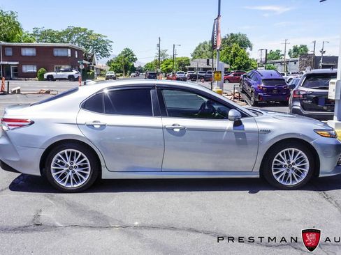 Used 2018 Toyota Camry XLE w/ Audio Package FWD image 21