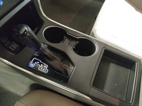 Used 2017 Toyota Camry LE image 26