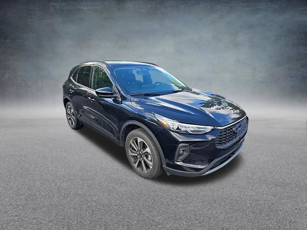 Used 2025 Ford Escape Platinum AWD/4WD image 10