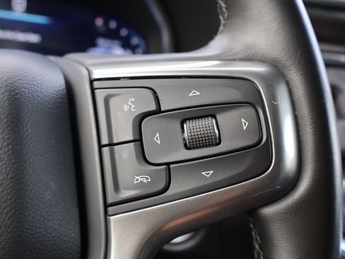 Used 2024 Chevrolet Suburban LT AWD/4WD image 47
