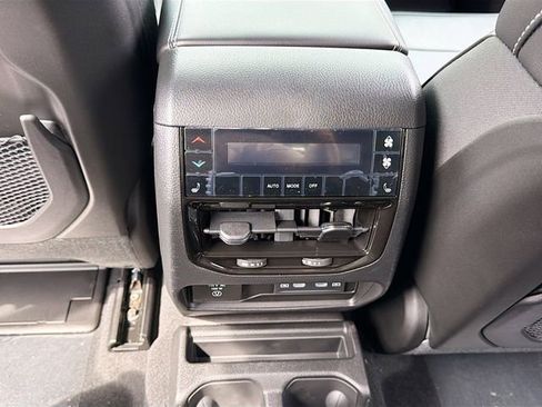 New 2026 Jeep Grand Cherokee L Limited AWD/4WD image 27