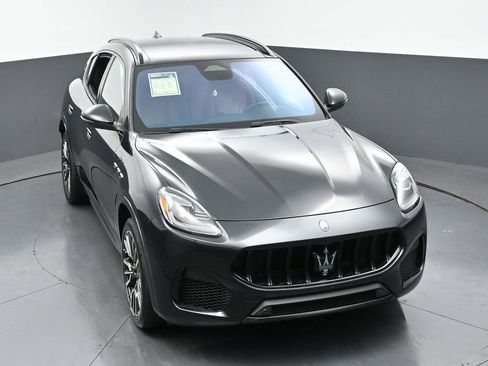 Used 2023 Maserati Grecale Modena image 48